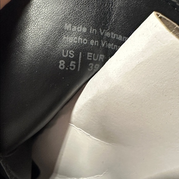 ALDO Grandleap Bootie Buckled Combat Black NEW 8.5 US - Picture 9 of 10